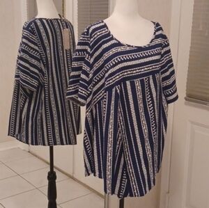 4/$80 New Navy & White Floral Striped Top - Size 5XL (US22)